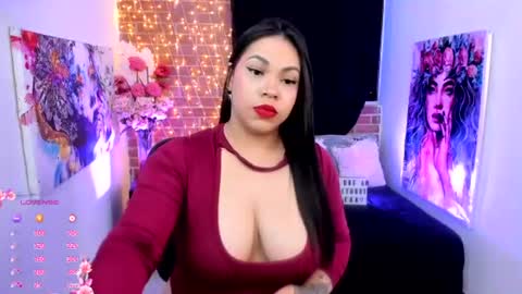 Snapshot of mary_bruss chatting on 07.08.26 online show from 07.08.26