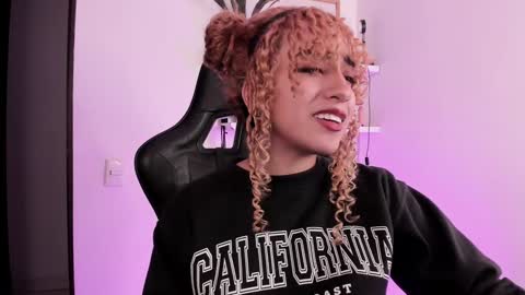 Mary Jane  online show from 01.21.25