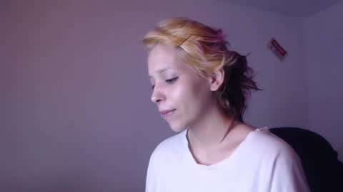 Snapshot of mary_janness chatting on 11.26.25 100 online show from 11.26.25