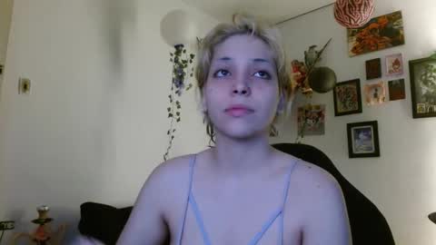                      100   online show from 03.05.26