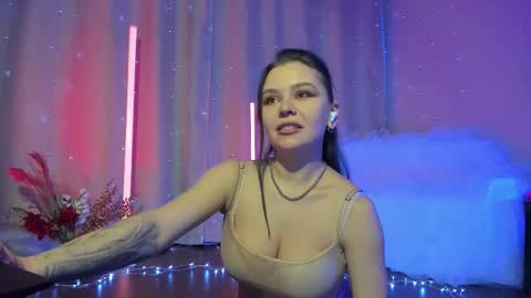 Snapshot of mary_julia chatting on 01.13.26 Julia online show from 01.13.26