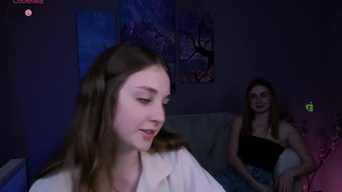 Snapshot of mary_meow_hot chatting on 01.08.26 Mary online show from 01.08.26