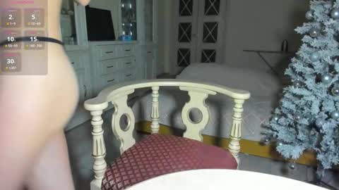 MarieQueenie online show from 02.06.26