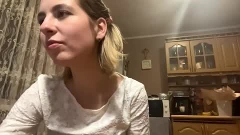 Tessa  online show from 02.17.26