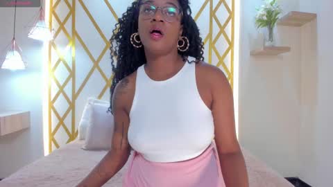   online show from 11.08.25