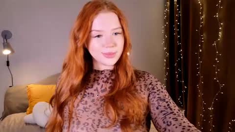 Snapshot of marykeysss chatting on 02.22.26 Bun online show from 02.22.26