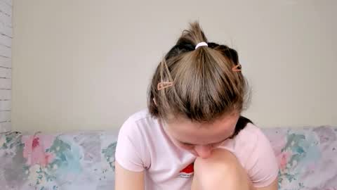 Mari online show from 04.16.26