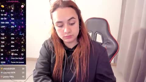 Dulce Maria online show from 10.31.25