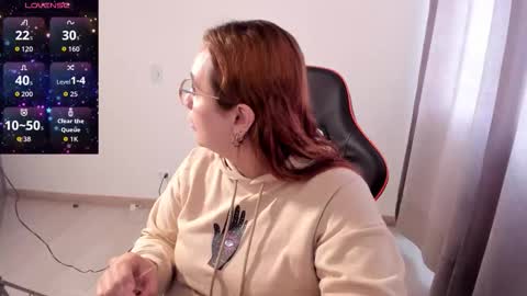 Dulce Maria online show from 11.10.25