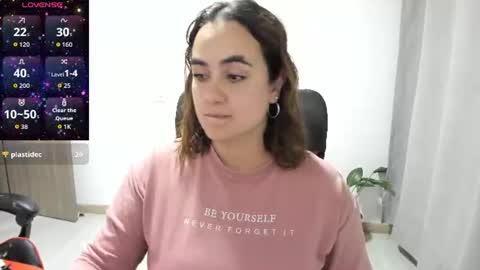 Snapshot of maryluna95 chatting on 07.09.26 Dulce Maria online show from 07.09.26