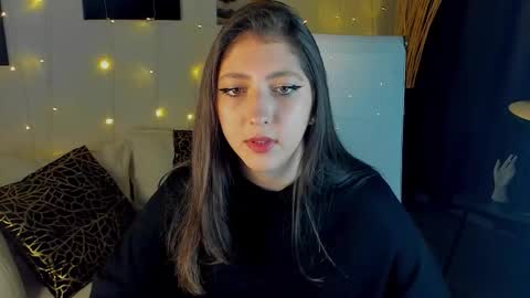 Snapshot of marymillerr chatting on 09.17.25 Mary Miller online show from 09.17.25
