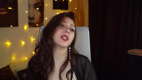 Mary Miller online show from 11.26.25