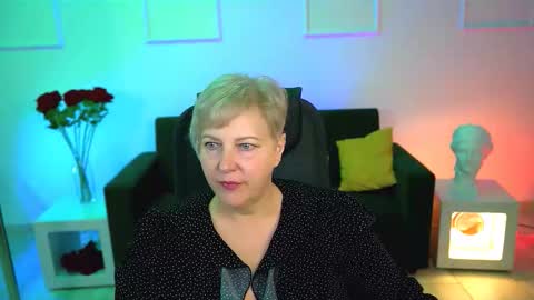 marymogan online show from 10.16.25