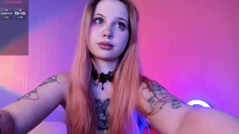 Snapshot of marynixoxo chatting on 02.14.25 Mary x online show from 02.14.25