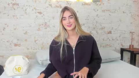 Snapshot of maryy_campbell chatting on 03.18.26 maryy campbell online show from 03.18.26