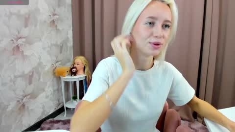 Luucy UTC1 Mon Tue Wed Thu Fri 0500-1130 online show from 10.15.25