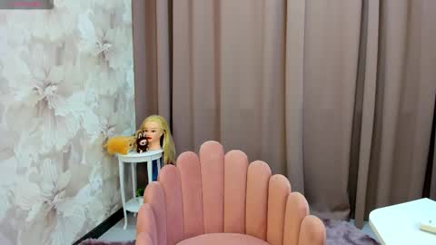 Luucy UTC1 Mon Tue Wed Thu Fri 0500-1130 online show from 10.22.25