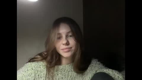 Snapshot of maryyourr chatting on 11.21.25 MaryYourr online show from 11.21.25