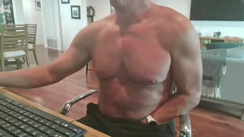 mascmuscle49 online show from 12.20.24
