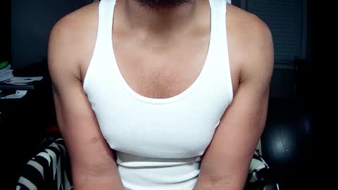 Snapshot of masculine9hard210085 chatting on 11.30.25 masculine9hard210085 online show from 11.30.25