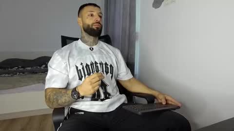 masculineguy69 online show from 10.15.25