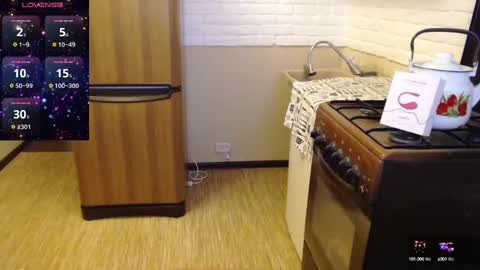 Snapshot of masha91 chatting on 12.16.24 MARIYA online show from 12.16.24