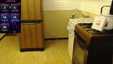 Snapshot of masha91 chatting on 12.22.24 MARIYA online show from 12.22.24