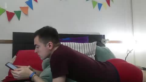 greenhot2 online show from 02.23.25