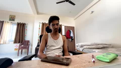 Mask Boy online show from 01.25.25