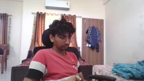 Mask Boy online show from 09.21.25