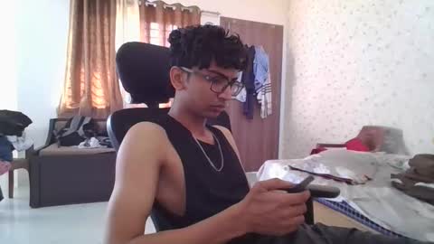 Mask Boy online show from 01.18.26