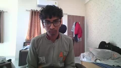 Mask Boy online show from 02.04.26