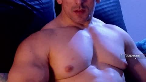 Snapshot of masked_bodybuilder chatting on 01.16.25 masked_bodybuilder online show from 01.16.25