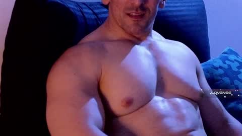 Snapshot of masked_bodybuilder chatting on 02.02.25 masked_bodybuilder online show from 02.02.25