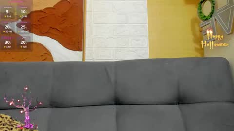 Scarlet  online show from 10.11.25