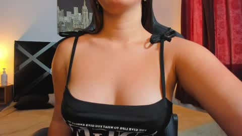 Scarlet  online show from 04.02.26