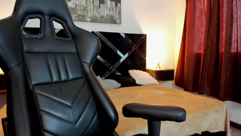 Scarlet  online show from 04.06.26