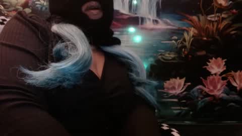 Snapshot of maskedxxxcouple chatting on 12.04.24 MaskedxXxCouple online show from 12.04.24