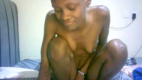 maskgang001 online show from 09.13.25