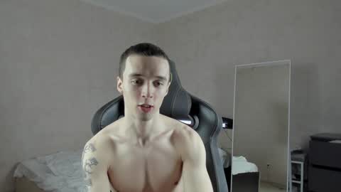 Snapshot of mason_warhol chatting on 01.12.25 Mason online show from 01.12.25