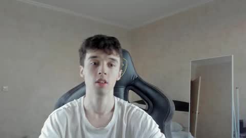 Snapshot of mason_warhol chatting on 02.14.26 Mason online show from 02.14.26