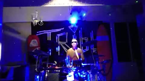 Snapshot of massageartist chatting on 10.30.25 HappyZending online show from 10.30.25