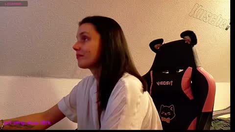 Queeny Kathy  Online at 2030 MEZ Sunday  Wednesday online show from 03.07.25