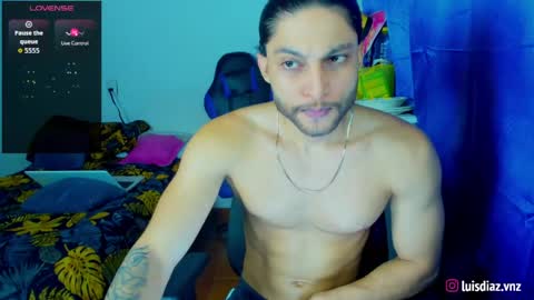 Snapshot of massatgeserotics chatting on 05.27.26 I Am Odin online show from 05.27.26