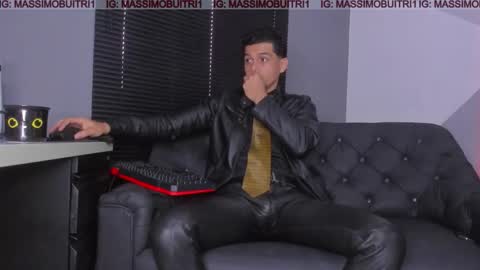 I am Massimo online show from 11.14.25