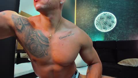 massimowalton2 online show from 01.10.25