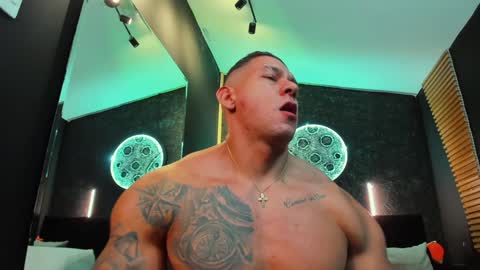 massimowalton2 online show from 01.11.25