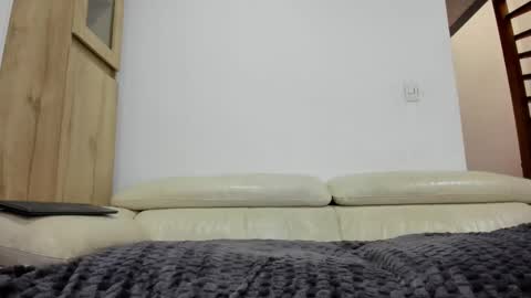 Domi online show from 11.19.25