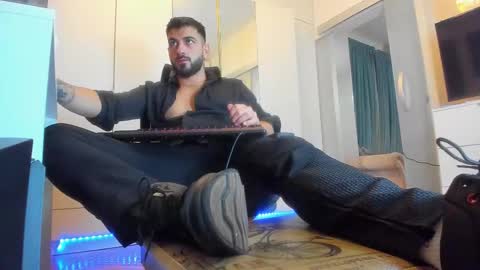 Matthew online show from 10.18.25