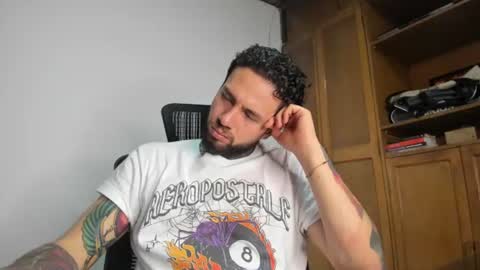 Snapshot of master_steven_01 chatting on 06.18.26 steven online show from 06.18.26